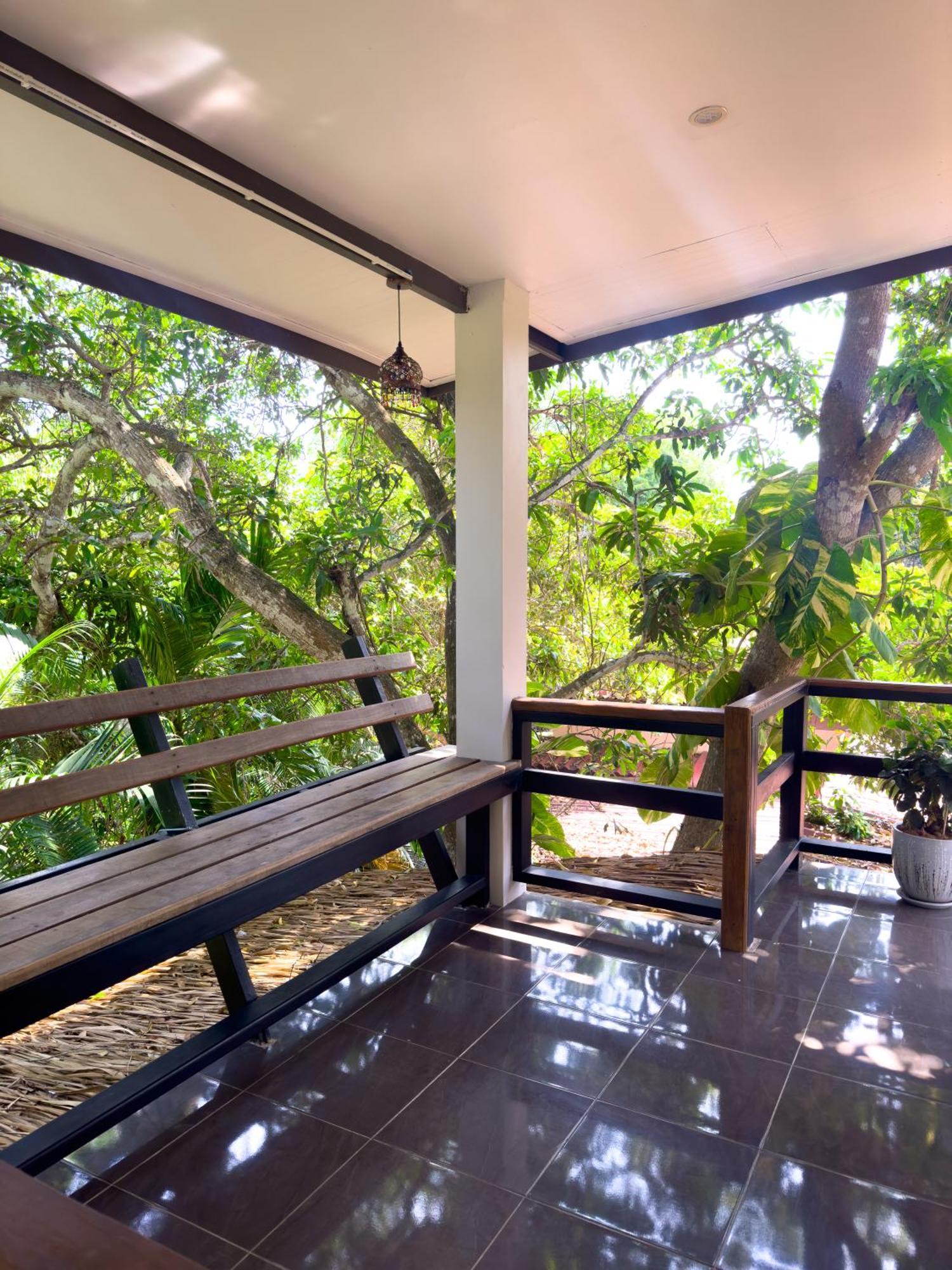 Jungle Vibes Hotell Thongsala Rum bild